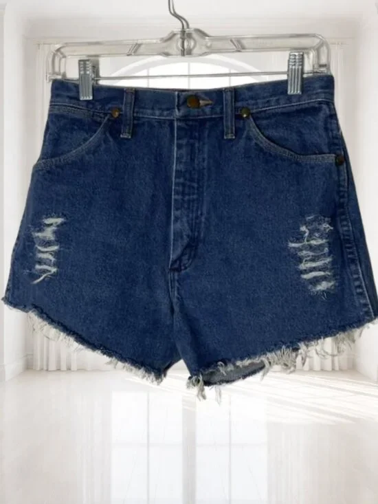 Wrangler High Waisted Distressed Denim Cutoff Shorts Size 7 Made in USA - Picture 2 of 10